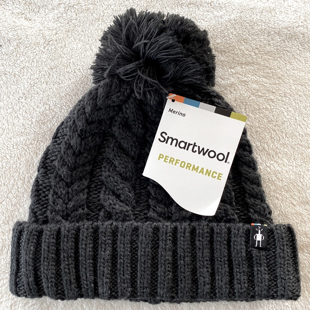 Smartwool Ski Town Hat Charcoal Heather Merino Wool NWT Sold out online